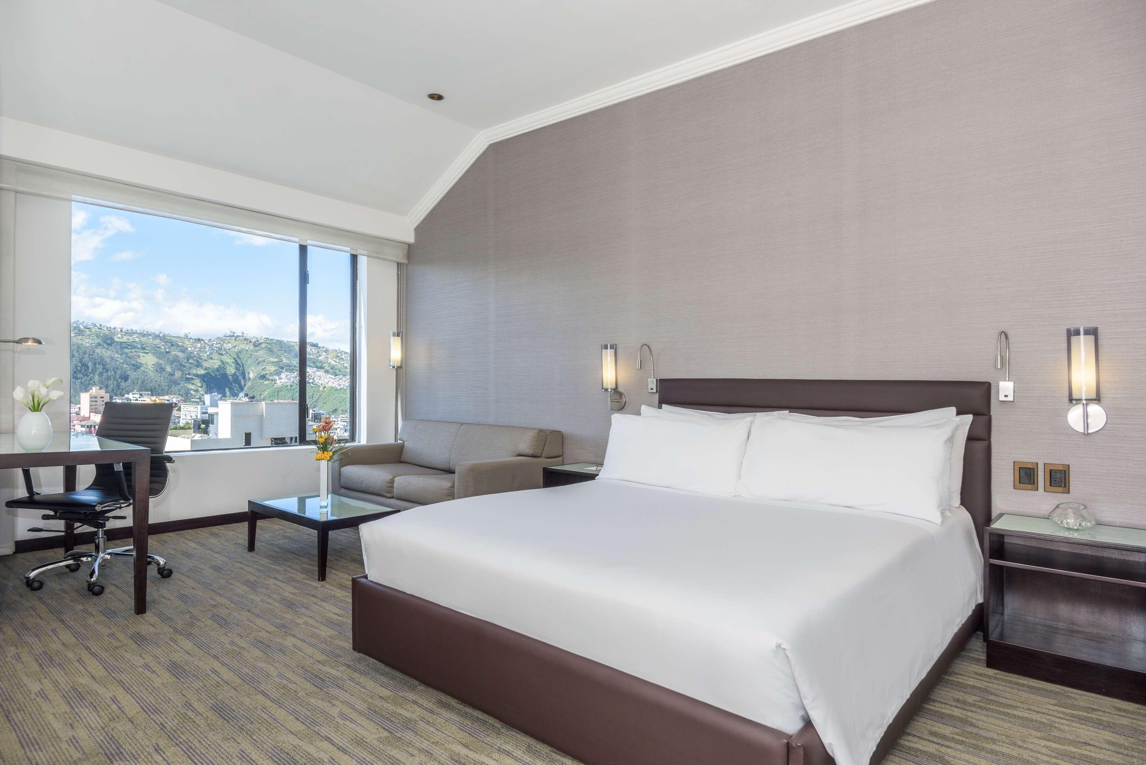 Nh Collection Quito Royal Hotel Kültér fotó