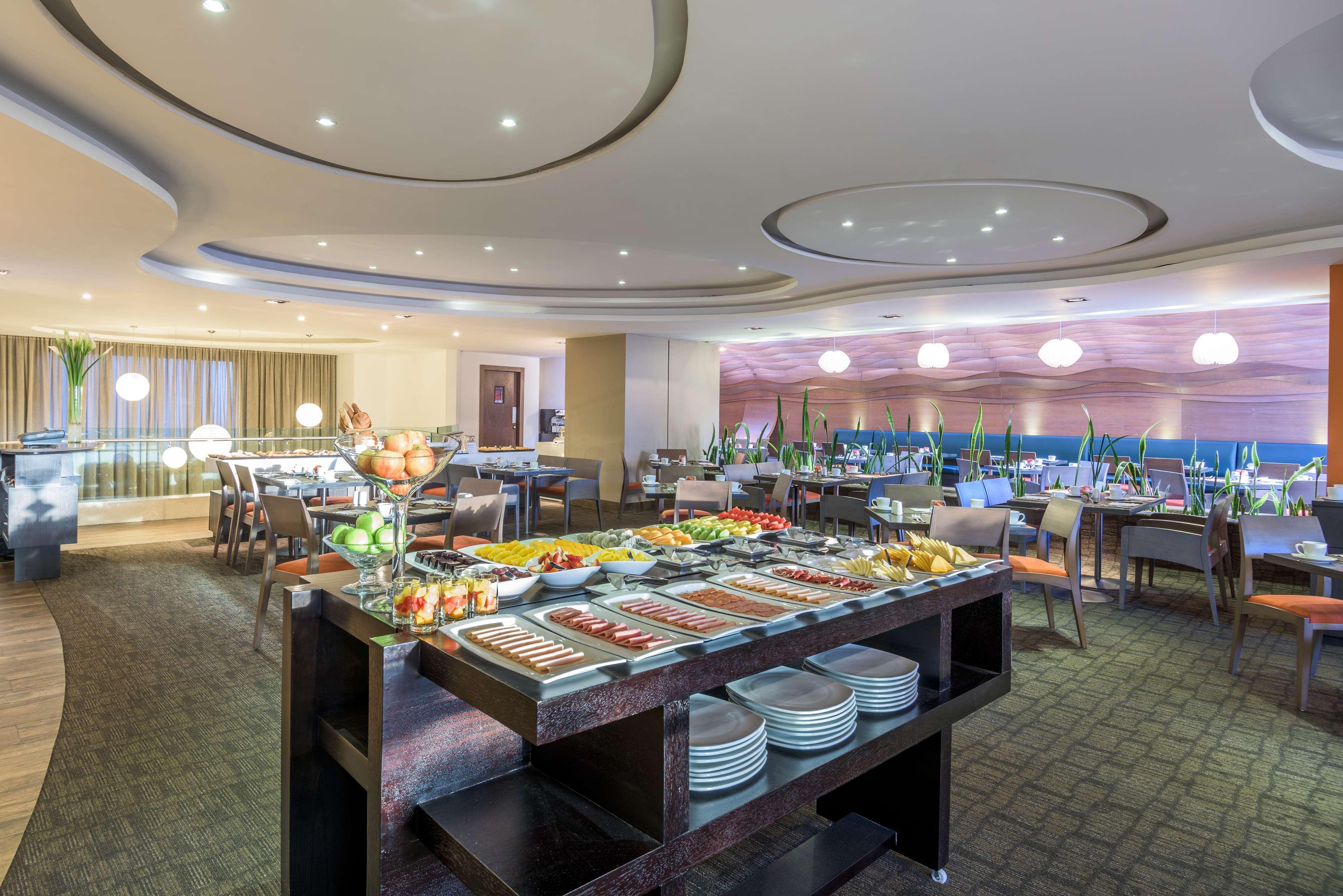 Nh Collection Quito Royal Hotel Kültér fotó