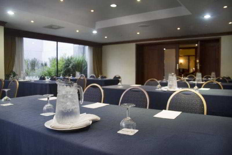 Nh Collection Quito Royal Hotel Kültér fotó