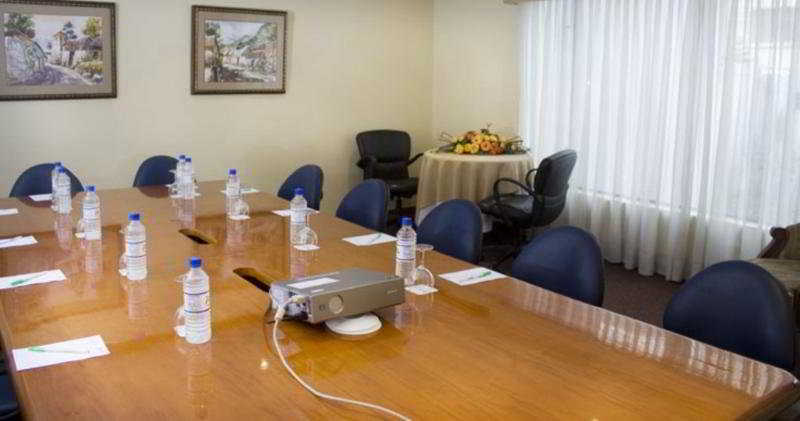 Nh Collection Quito Royal Hotel Kültér fotó